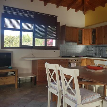 Villa Eos Ґайос Екстер'єр фото